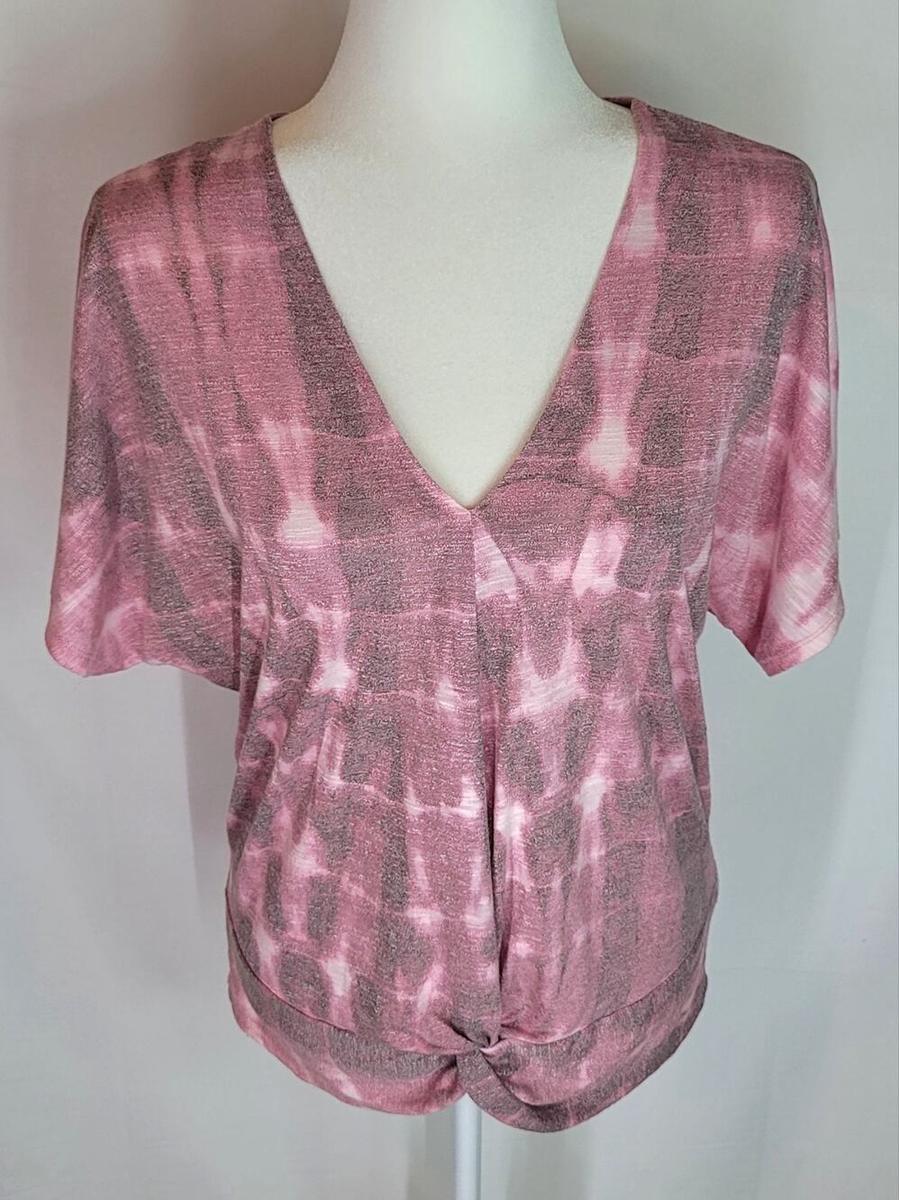 Pink Tie Dye JUICY COUTURE Front Twist V-Neck Viscose Blend Top Women's Size M